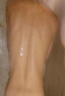 ShowerGirlie